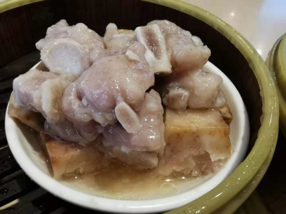 中国の豚のスペアリブ煮